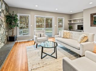 10 Foothill Rd, Framingham, MA 01702