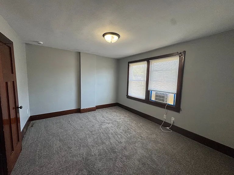 412 15th Ave — Photo 12