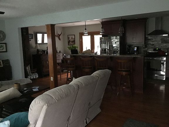 First floor (open) entry 