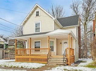 35 Corinthia St, Lockport, NY 14094