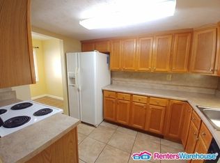 3453 Cobbs Ferry Dr, Decatur, GA 30032