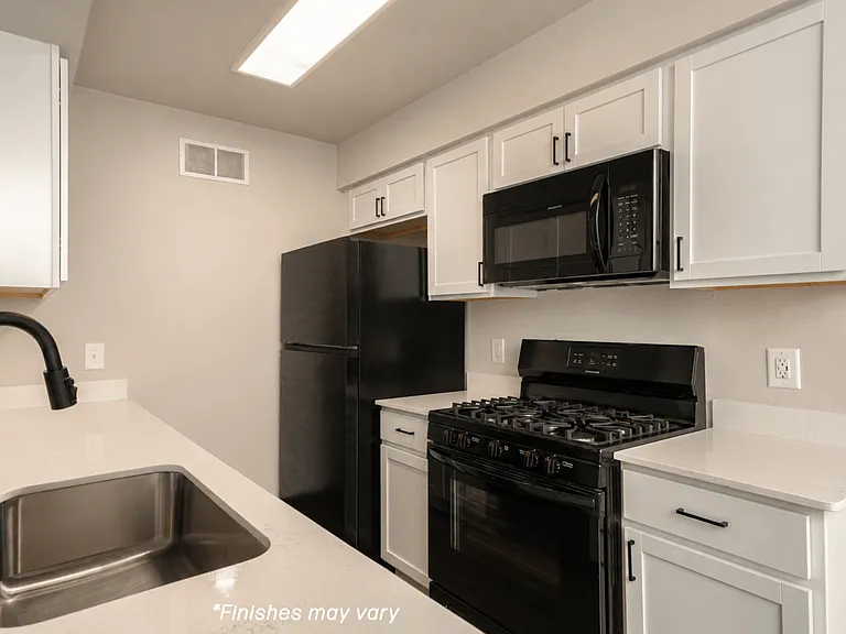 Sycamore Creek Apartments — Photo 2