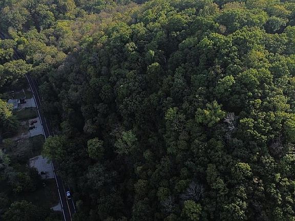 4th image of 2865 State Rd W