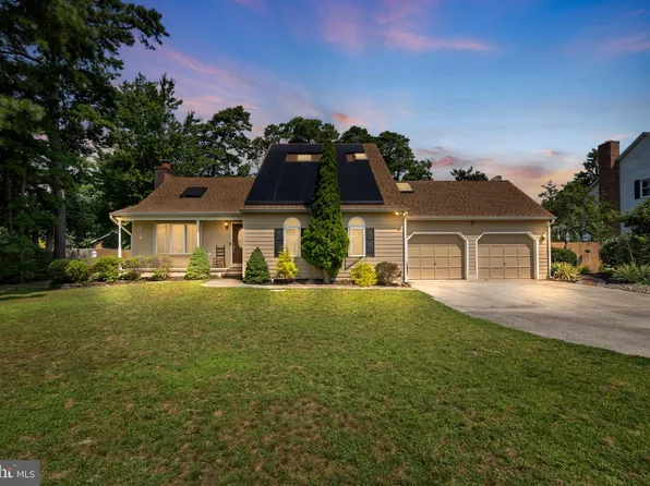 1302 Goldfinch Ln, Millville, NJ 08332