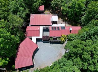 382 Valley Ln, Pittsboro, NC 27312