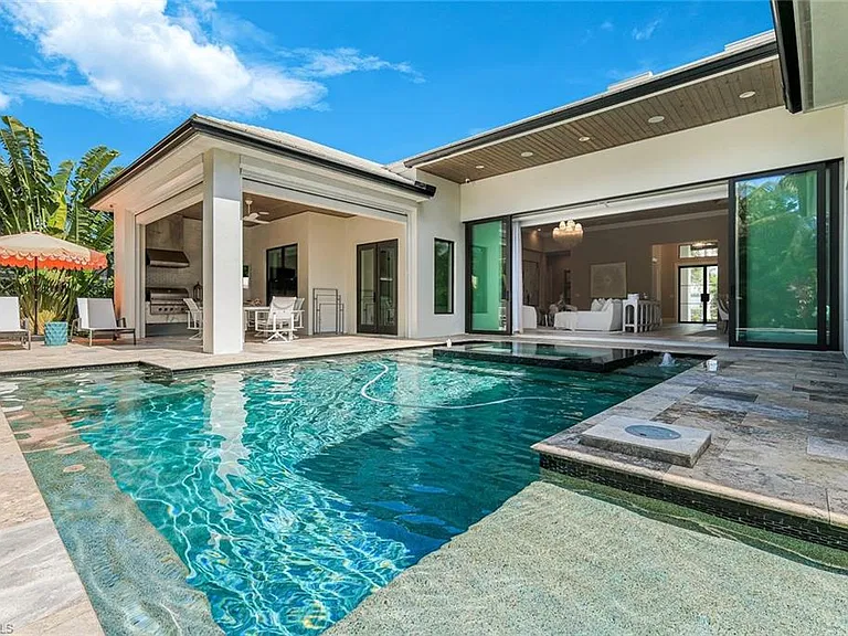 760 Park Shore Dr — Photo 29