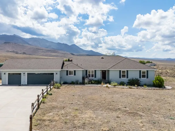 255 Hiko Ln, Dayton, NV 89403