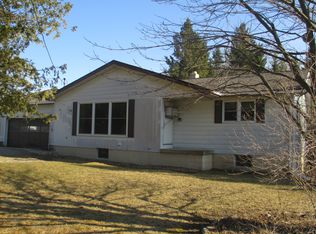 9489 Kleve Rd, Hubbard Lake, MI 49747