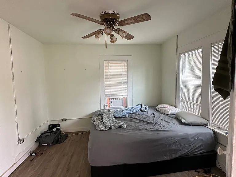 569 Market St — Photo 6