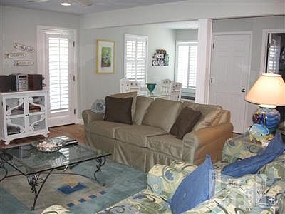 2nd image of 206 N Lumina Avenue