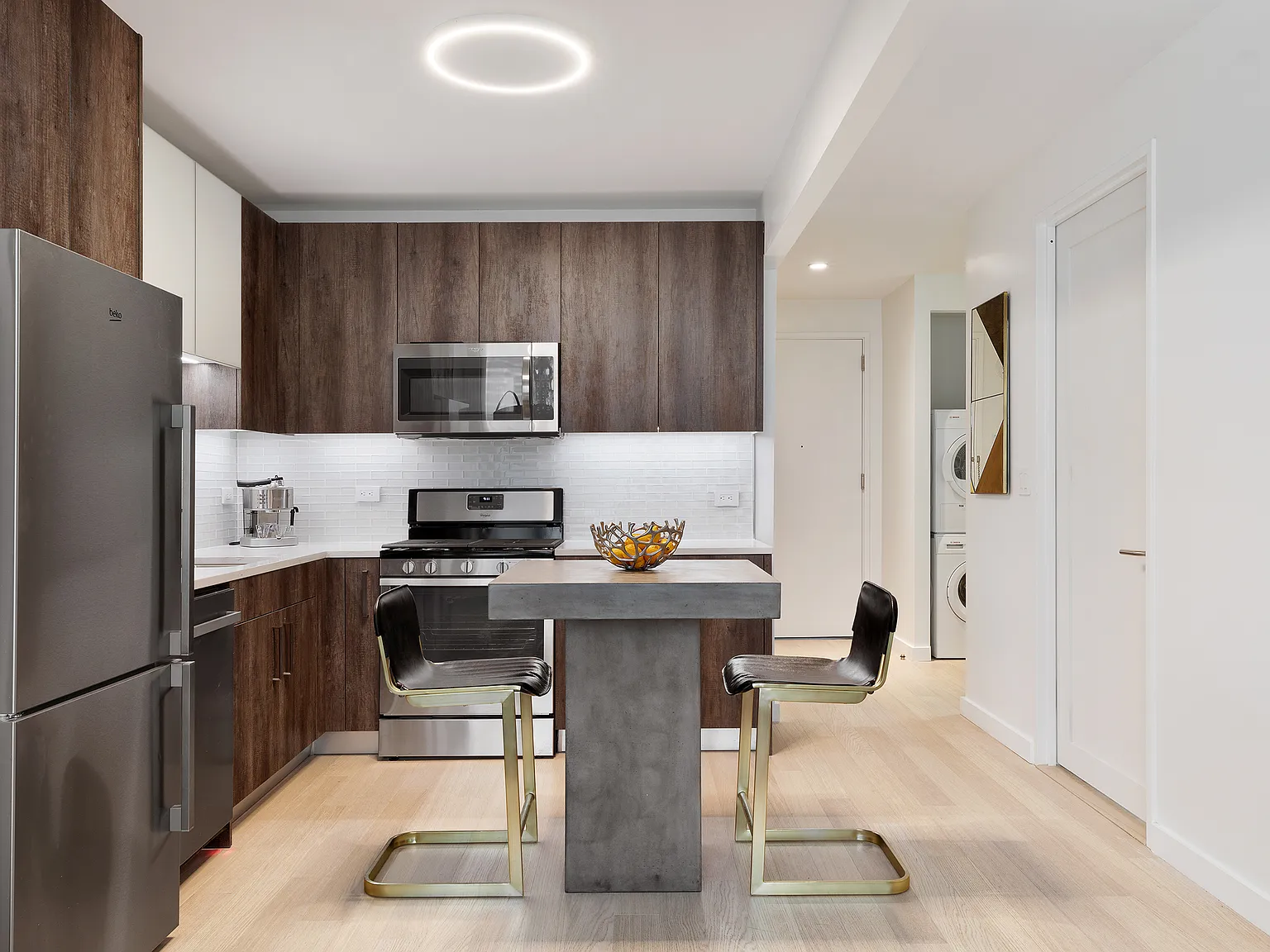 29 Cliff Street — Photo 3