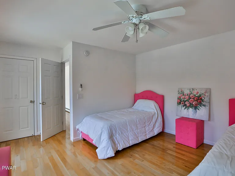 110 Stallion Dr — Photo 28