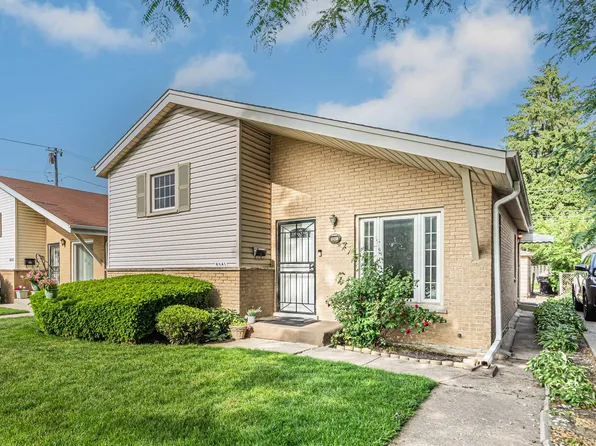 8341 Crawford Ave, Skokie, IL 60076