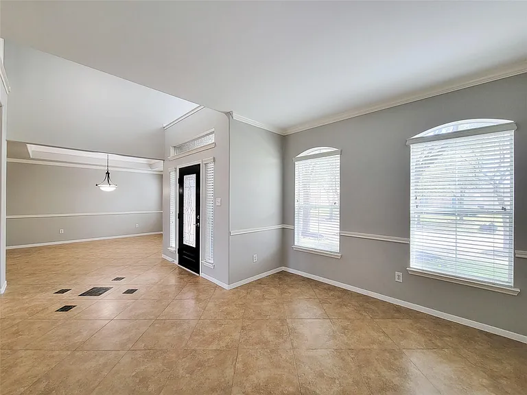 20710 Mansfield Bay Ln — Photo 5