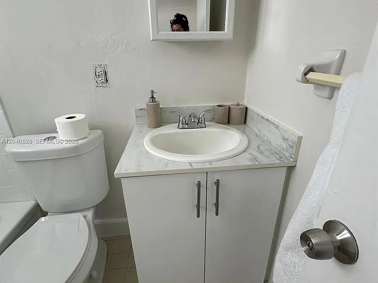 6805 SW 88th St #18 — Photo 17