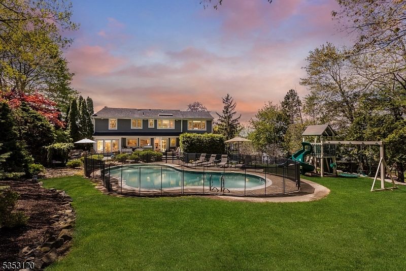 1st image of 25 Morningside Dr