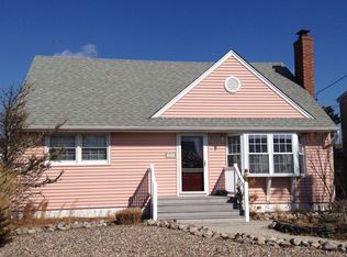 353 N 3rd St, Surf City, NJ 08008