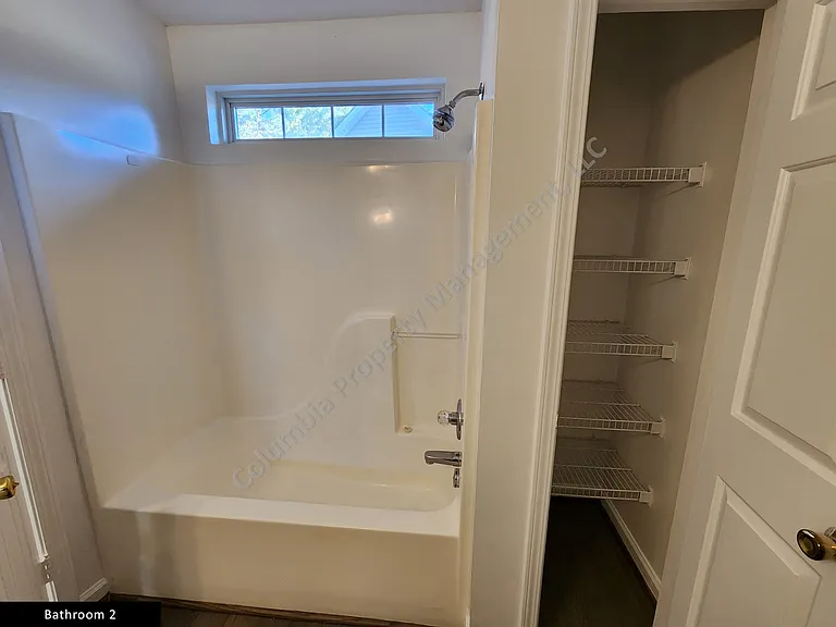 308 N Lake Pointe Dr — Photo 5