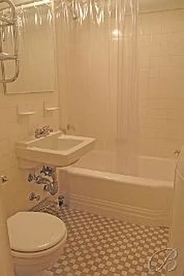 Rented by Bellmarc Realty | media 3