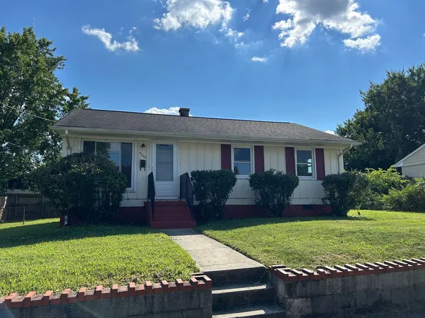 5305 Stokes Ln, Richmond, VA 23226