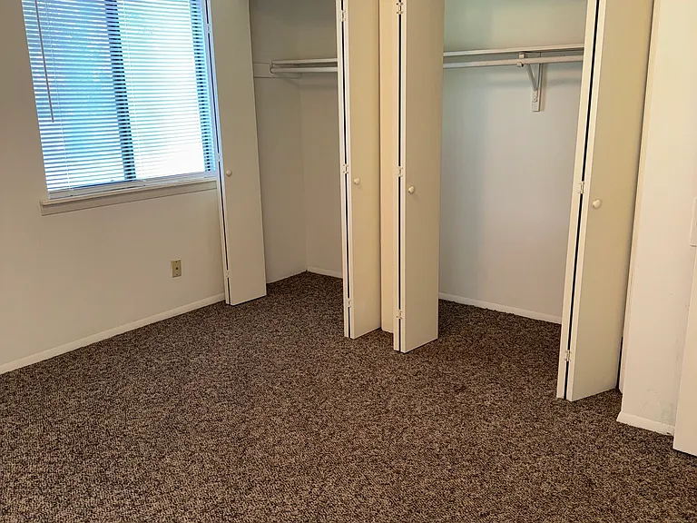 638 S Campbell Ave #16 — Photo 9
