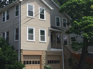 98 Walnut St, Watertown, MA 02472