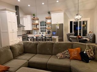 6206 Hunter Valley Rd, Ooltewah, TN 37363