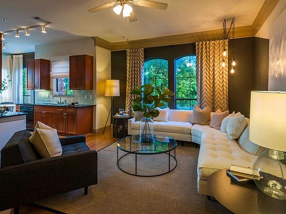 4th image of 4511 W Guadalupe St #1