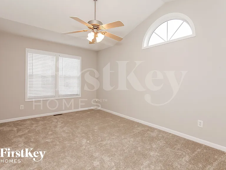 5633 Waverly Lynn Ln — Photo 13