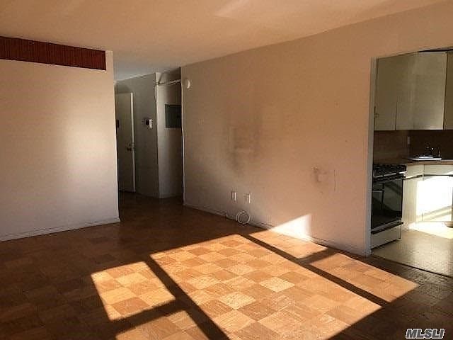 1st image of 101 Lincoln Ave APT 1B