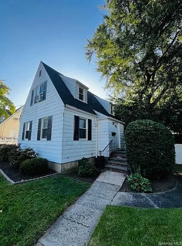 2 bed, 2.0 bath, 1200 sqft, $3,500 — Photo 1