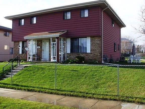 3rd image of 620 Manistique Ave #622