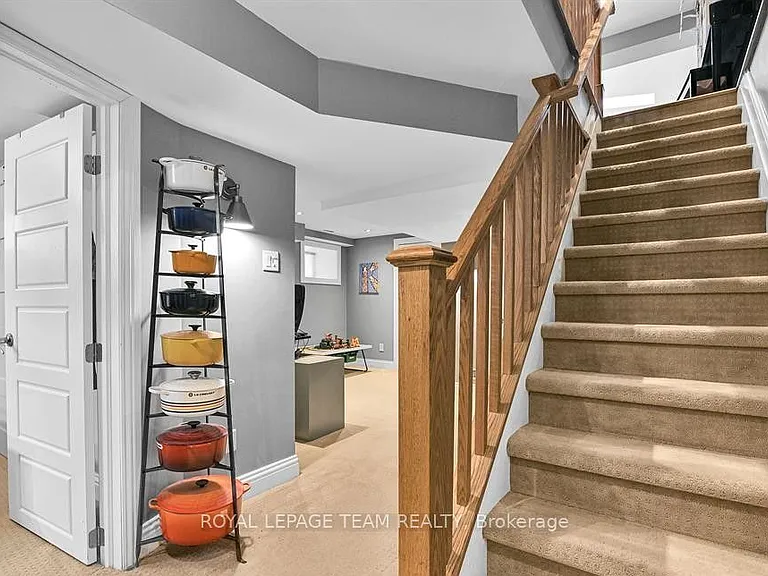 212 Flora St #1 — Photo 14