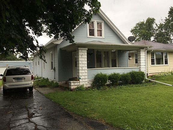 2nd image of 616 E Corrington Ave