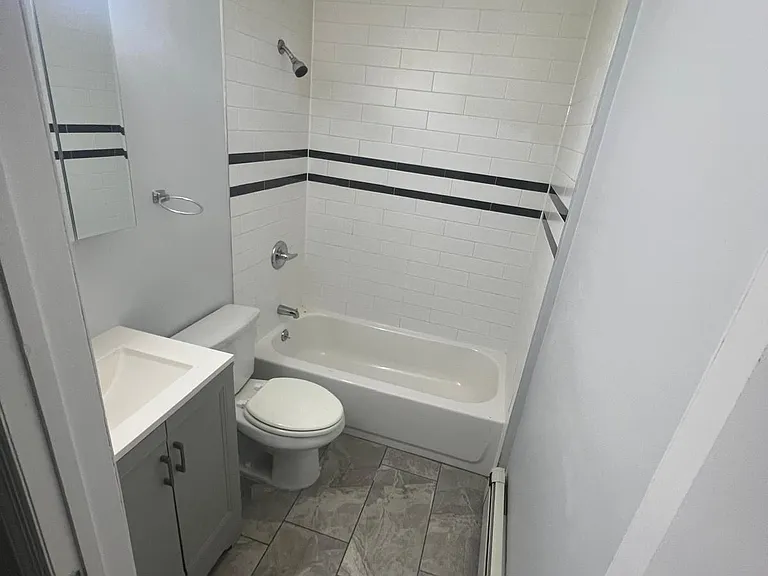 53 Wright Ave #1 — Photo 2