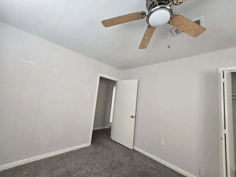 1903 Britton St — Photo 11