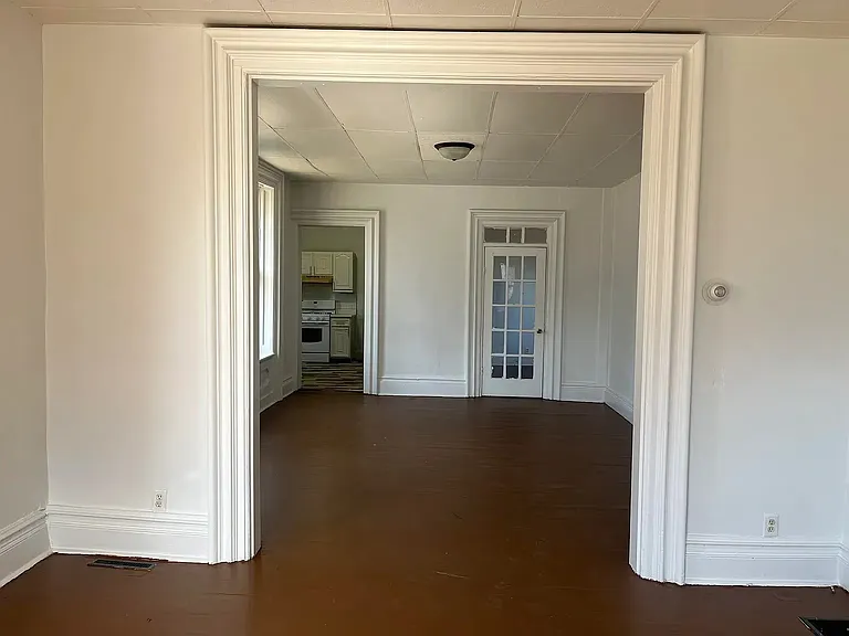 404 E Prospect Ter — Photo 9