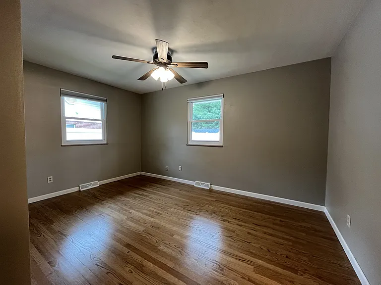 47 Carnation Dr — Photo 18