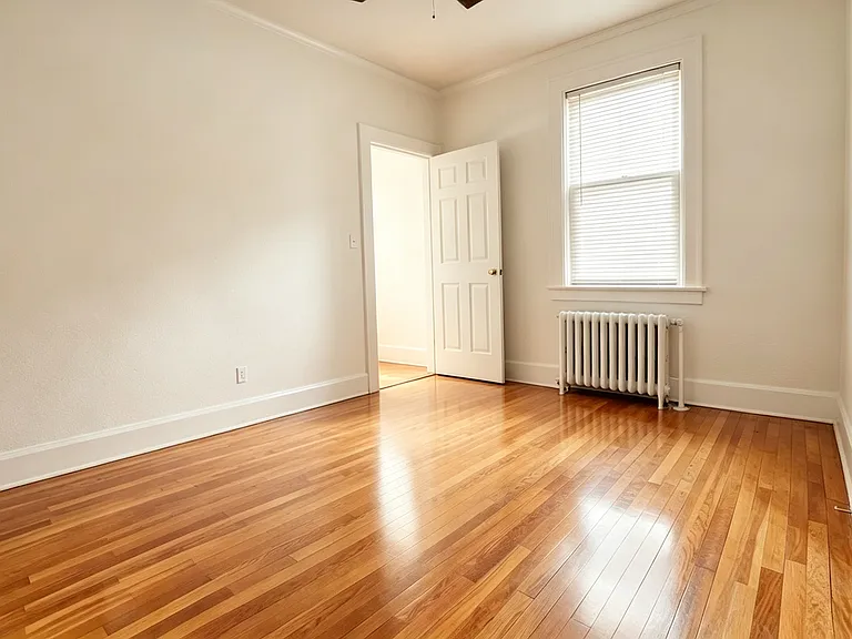 23 Auman St — Photo 11