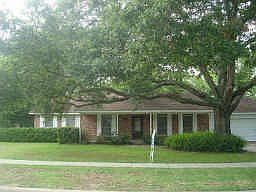 5th image of 15610 Lakeview Dr