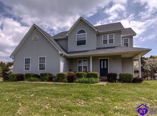 1625 Duggin Switch Rd, Vine Grove, KY 40175