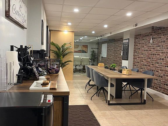 2nd image of 210 Pelham Road #5L