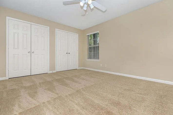 Azalea Place — Photo 16