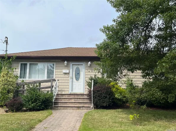 146 Railroad Avenue, Bethpage, NY 11714