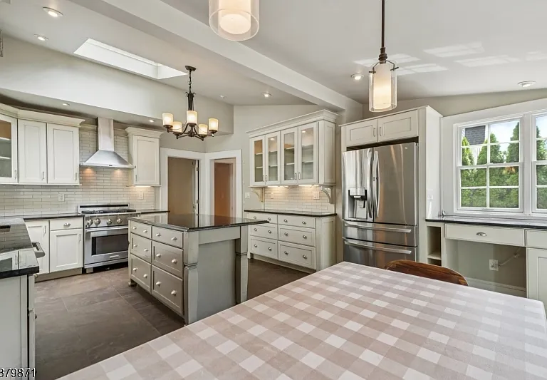 163 Myrtle Ave — Photo 14