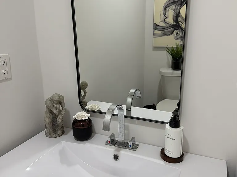 2718 Old Field Dr #302 — Photo 22