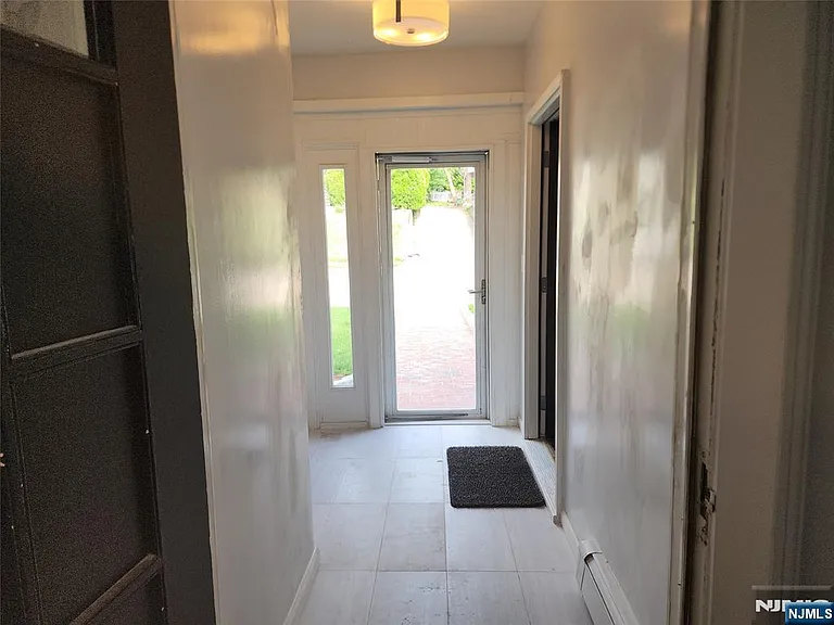 348 Orchard Ter #2 — Photo 2
