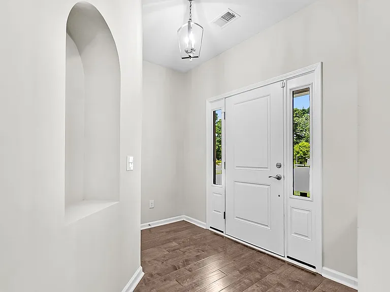 1718 Emmets Rd — Photo 14