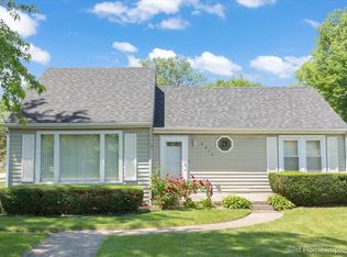 8056 Lockwood Ave, Oak Lawn, IL