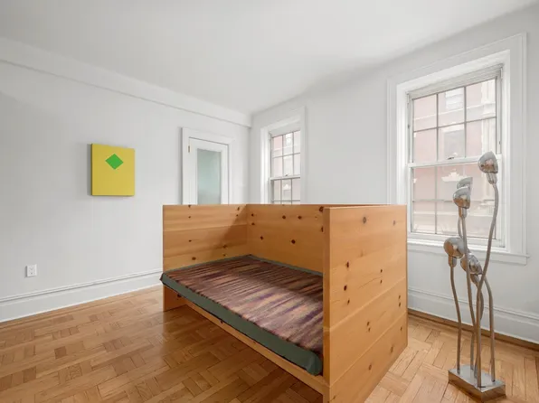 41 5th Avenue image 7 of 20